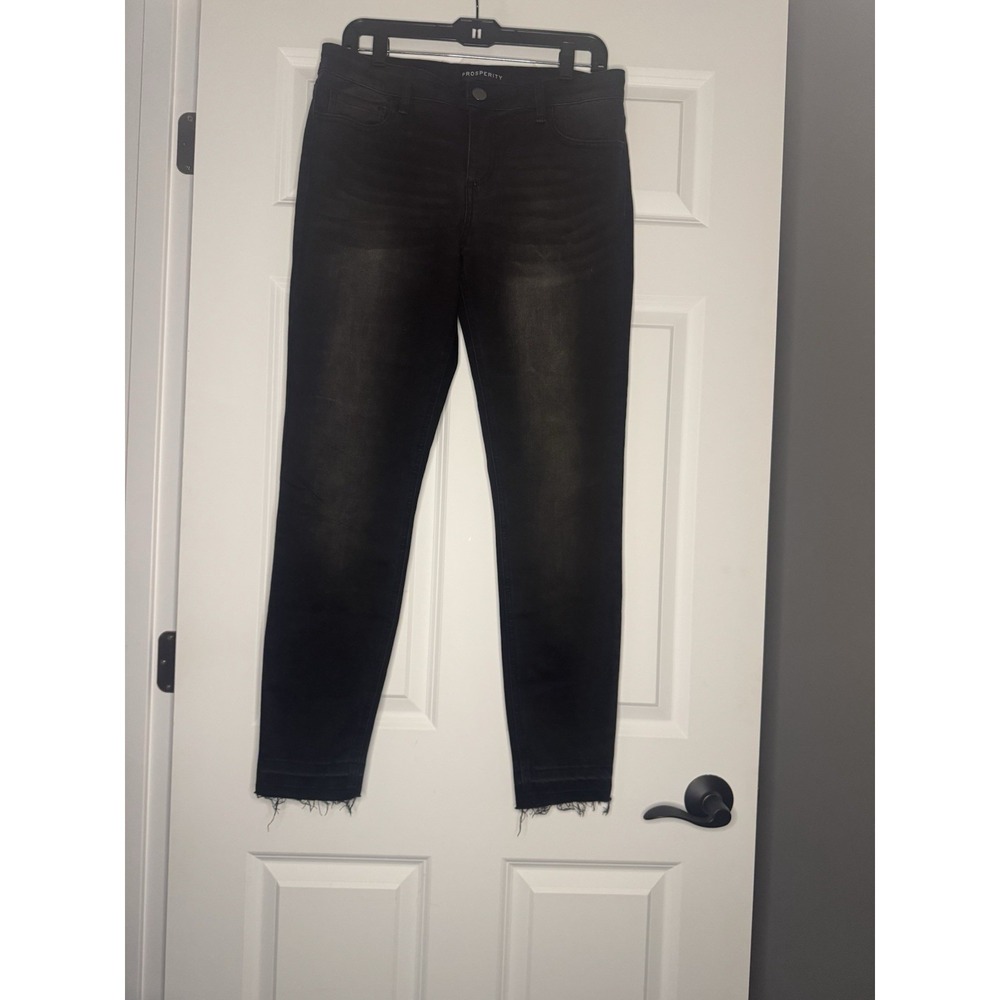 Prosperity Black Denim Raw Hem Jeans Size 30 Style SY006SF-BLK